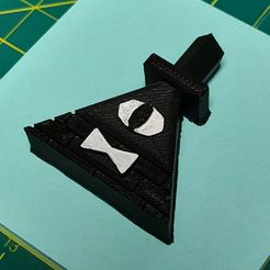 IMG_20230721_131942896_HDR~2.jpg Bill Cipher Keychain - Gravity Falls (REVAMP/FIXED) + keychain hole optional