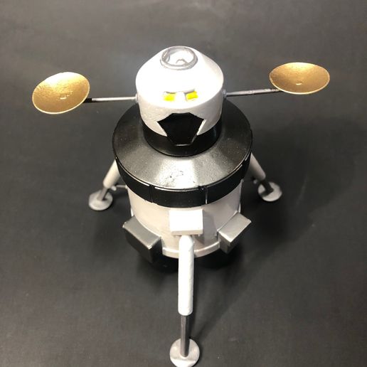 IMG_1970.jpg 1/144 Scale Lunar Lander