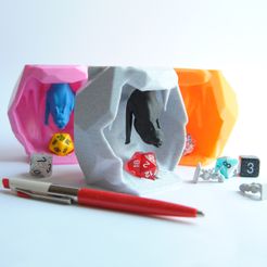 DSC_0096.jpg STL file Bat dice cave - support free・3D printable design to download