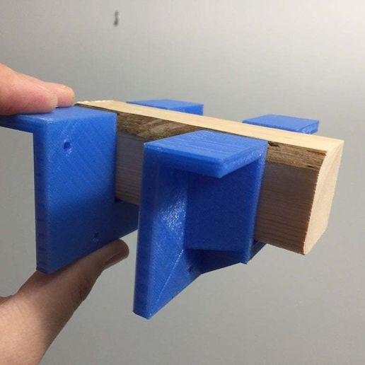 Télécharger le fichier STL gratuit 2x2 Support pour tableau • Objet