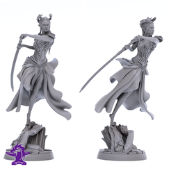 Weapons-Sq-queen.png The Baroness | Elf Noble with Two Handed Sword