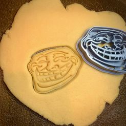 IMG_3781.jpeg STL file Troll Face Meme Cookie Cutter・Design to download and 3D print