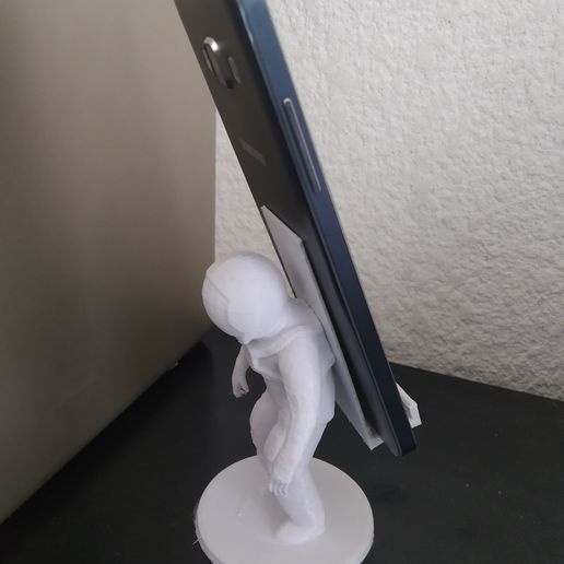 IMG_20200618_124732.jpg Astronaut cell phone holder