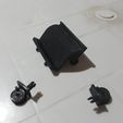 20191004_082936.jpg Toyota Hilux Armrest Hinge