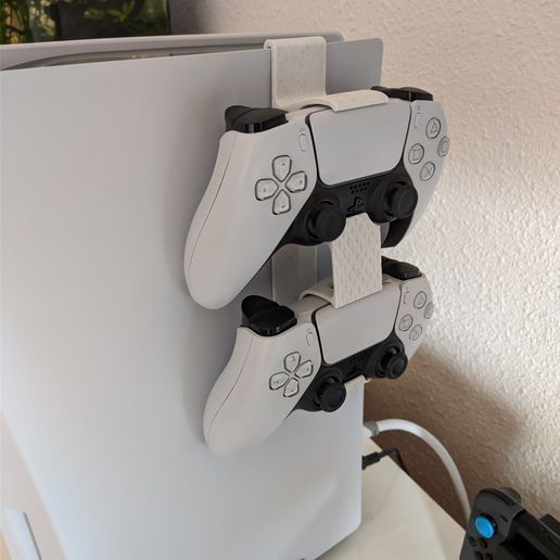 AGC_20231027_130426640.jpg Controller support for PS5 DualSense