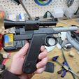 Реплика реквизита Cara Dune Blaster