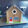LOG CABIN BIRDHOUSE