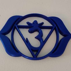 356938937_626718732895306_5901381360448187236_n.jpg STL file Third Eye Chakra Wall Art 2.5D・3D print design to download