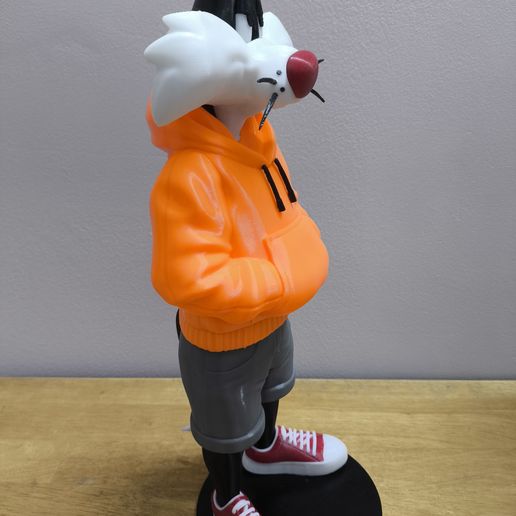 cat-1.jpg Sylvester Cat Urban Vibes  with Hoodie ( MULTIPARTS AND 3MF )