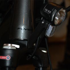 Flyer-Frontlampen-Arm-2.jpg Free STL file Holding arm for bicycle front light・3D print design to download
