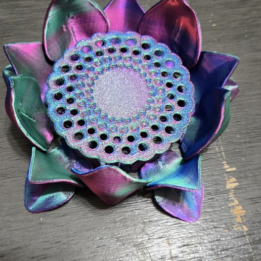 3D print Flower: Self-Adjusting Coaster • made with Flashforge 5M・Cults