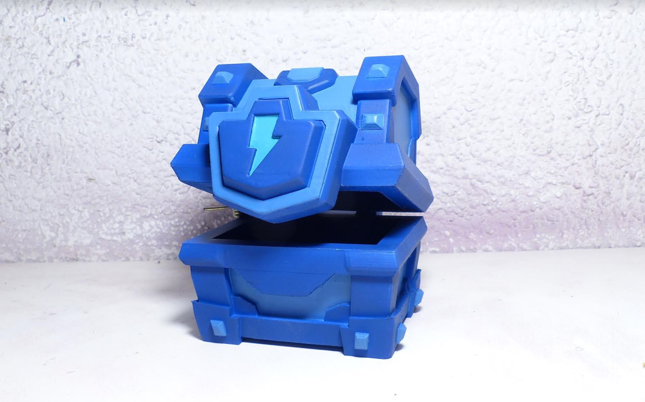 STL file Mega Lightning Chest in Clash Royale・3D printable design to