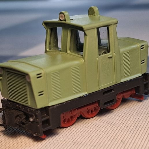 H0e scale Diesel Locomotive Wls150 TG 750mm - resin