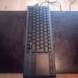 IMG_20180909_164032.jpg Logitech - Wierlesskeyboard - Wierlesscharger - carril guía
