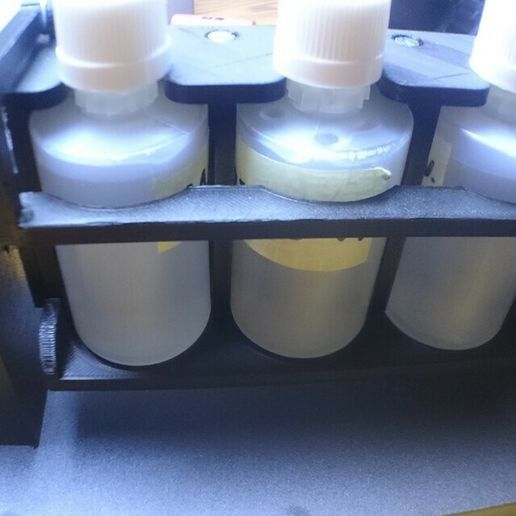 DSC_2868.jpg E-liquid mixer - swiveler