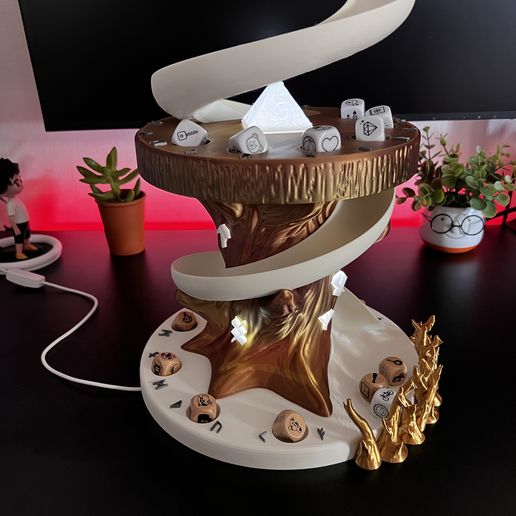 IMG_3713.jpg Dice Tower • Lamp • Planter