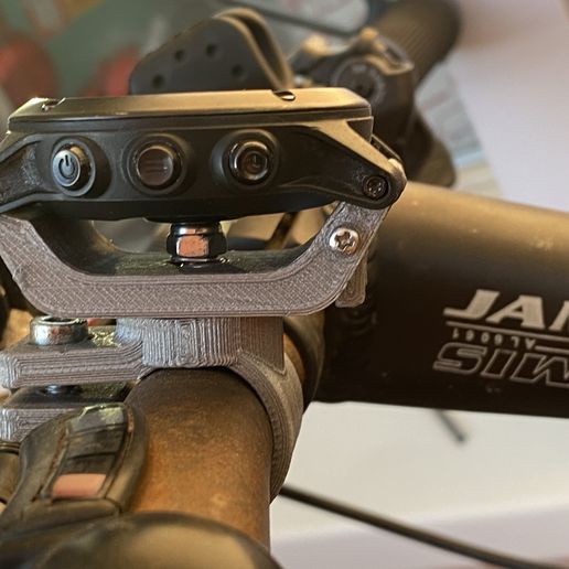 5B72C0DA-E13D-4D2A-B292-86DCBF757346.jpeg Garmin Fenix QuickFix 22&31.8mm Handlebar Mount