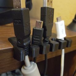 20161116_150508.jpg 3D-Datei USB-Kabelhalter kostenlos・Design zum 3D-Drucken zum herunterladen