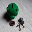 20250503_111946.jpg Low Poly - Piggy Bank + Keychains