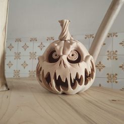 IMG_20211017_105230.jpg Halloween pumpkin candle holder