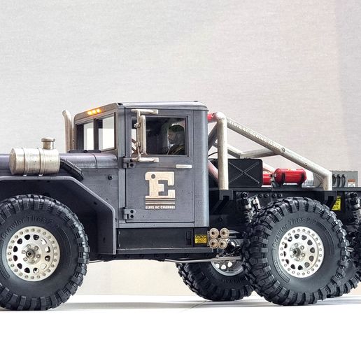 ESC-6x6-MK1-ST_08.jpg ESC 6x6 MK1 "Six Claw 6x6" _1/10 RC Body and Chassis