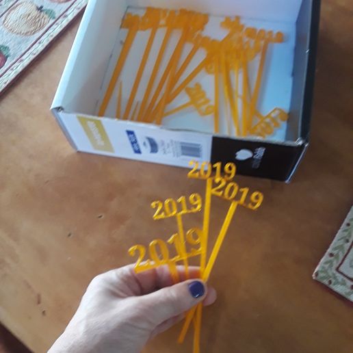 2019-01-11 10.23.45-1.jpg Free STL file 2019 New Years Party Picks and Swizzle Sticks・3D printer design to download, barb_3dprintny