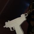 IMG_1043.JPG Llavero Micro Uzi!