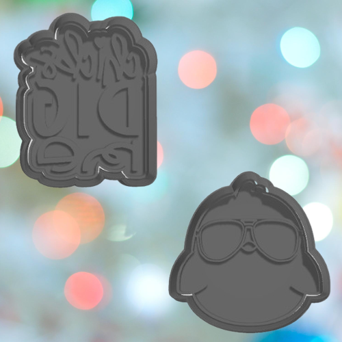 Chicks Dig Me Cookie Cutter Set