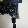 IMG_20171101_150218.jpg Clip for Canon EOS M5 strap