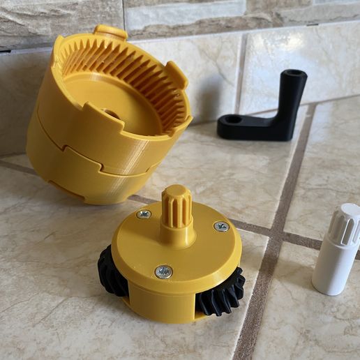 ImportedPhoto.764351398.630834.jpeg Réducteur / Augmentateur modulaire à engrenages planétaires