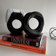 IMG_2901.jpg Stargate PS5 Controller Stand STL - Archivo de impresión 3D DualSense | Sci-Fi Gaming Dock | Descarga digital para impresoras FDM PS5 Escaneado de precisión