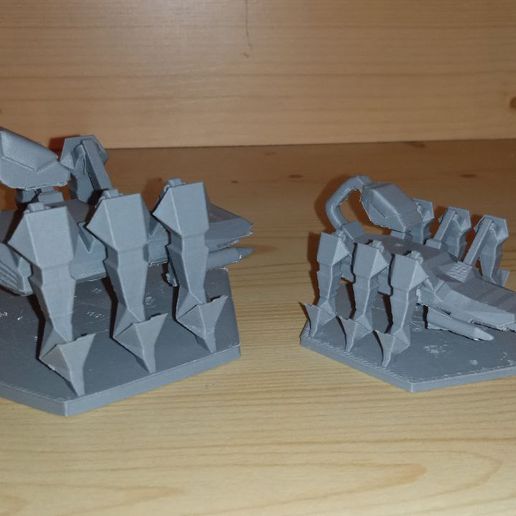 photo_2024-08-19_17-06-43.jpg Scorpion Hawc - Battletech style figure