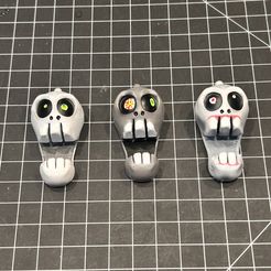 Брелок с черепом: Держатель для телефона с укусом