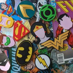 DC-01.jpg DC Heroes Magnets (set of 11)
