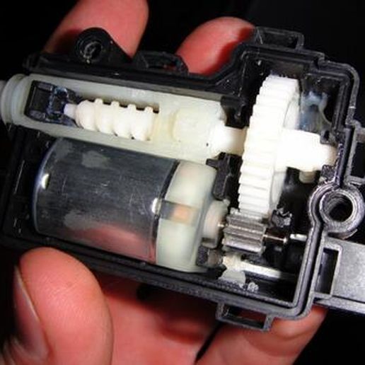 Opel fuel filler flap central locking gear wheel 3D model