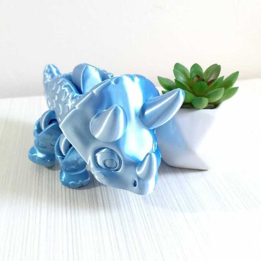 WhatsApp-Image-2023-07-27-at-7.29.02-AM.jpeg Dinosaure Triceratops Flexi