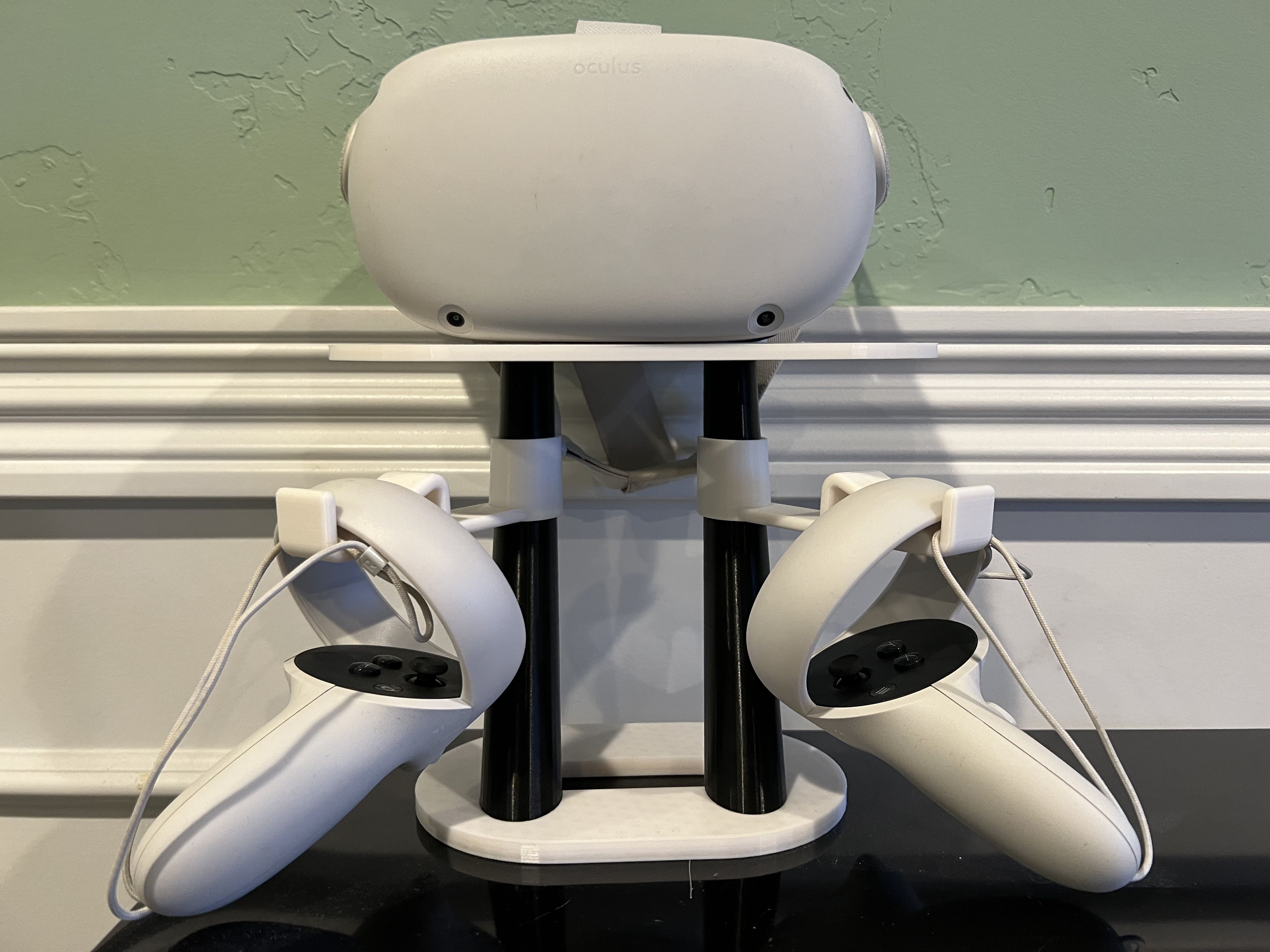 3D printing Oculus Quest 2 Stand / Oculus Quest 2 Stand • made with