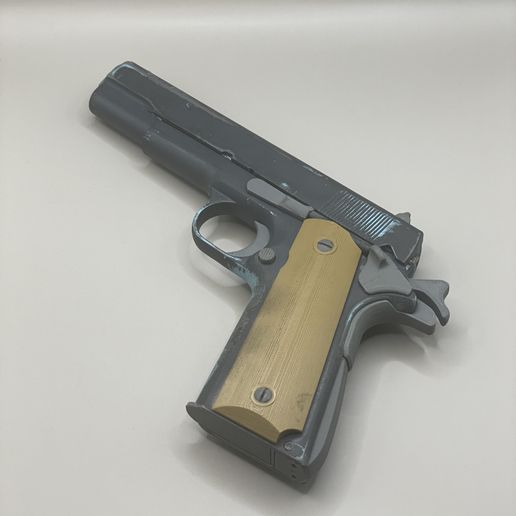 IMG_2122.jpg M1911 Replica
