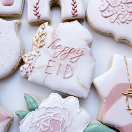 5 sizes - Floral Plaque Window Arabesque Cookie Cutter - SHARP cutting edges - So Versatile!