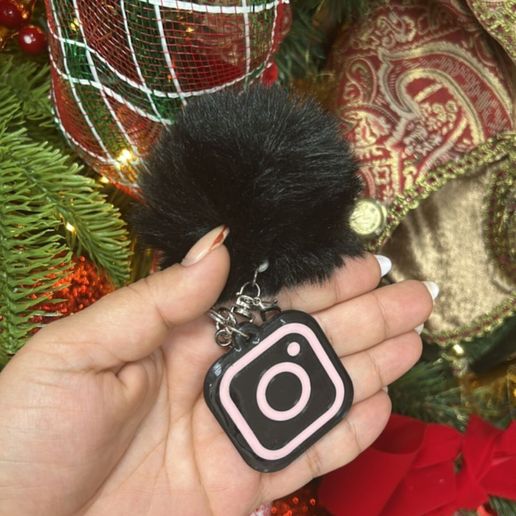 Llavero NFC Instagram 3D model