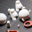 Munny_Snowman_3Dprinting_15.jpg Munny Artoy | Snowman & Base Combo