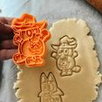 BINGO_CALABAZA.jpg Bluey Cookie Cutter and Hawollen Bingo.