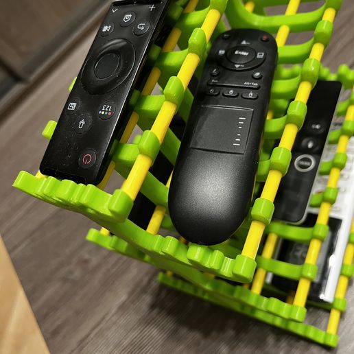 IMG_3102.jpg Kaktus (Fernbedienungshalter)