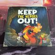 3.jpg Keep The Heroes Out All In Two Box Insert - German/English