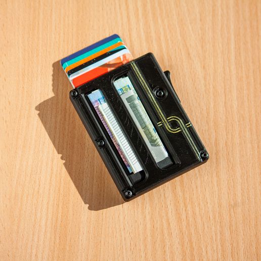 IMG_6650.jpg Mechanical Smart Wallet