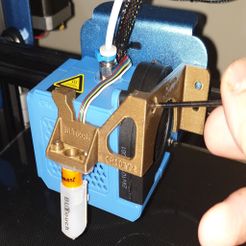 20200107_220742.jpg STL file CR10 V2 BLTouch Centred Bracket・3D print design to download