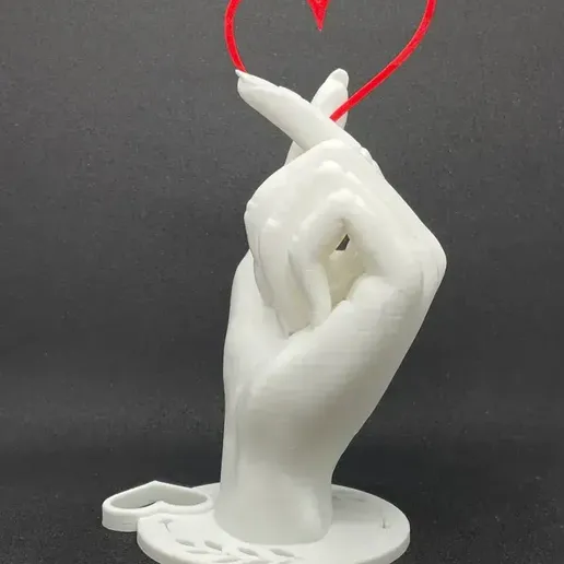 514cb0e2ce4f25643cc6b81922f4082b.png.webp Love's Gesture