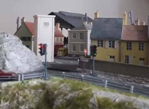 Traffic lights for ladder 1/87 with electronic management