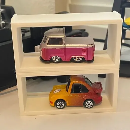 whatsapp-image-2024-03-14-at-151839.webp single 1:64 scale car display car (stackable)