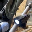 IMG_5771.jpeg UPPAbaby Vista V2 ヘッドライトマウント